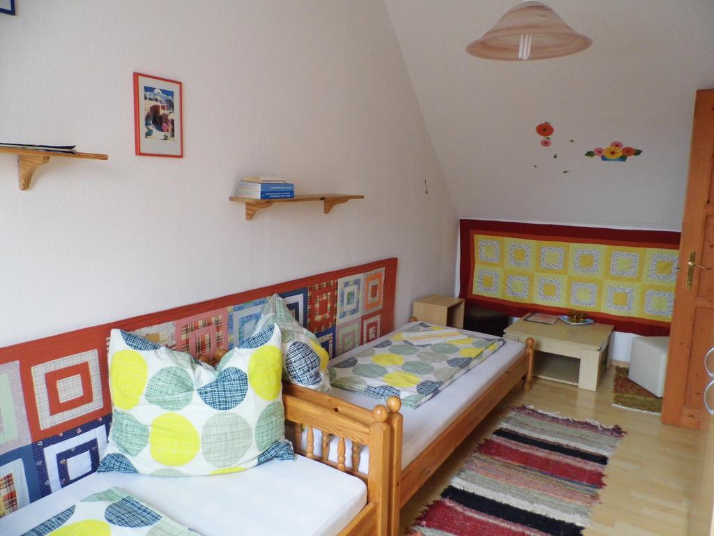 Bakonyi Apartmanhaz Eplény Buitenkant foto